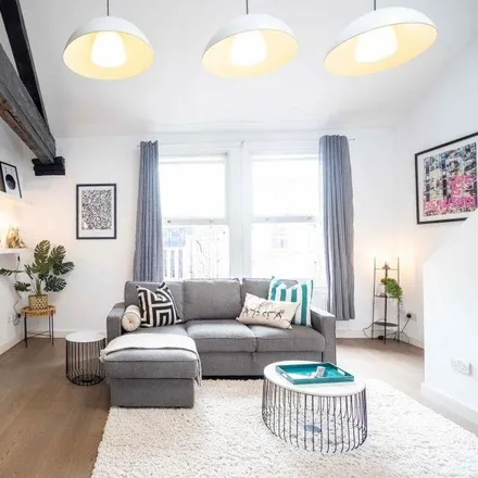 Rent this 3 bed apartment on Dexters in 44 Great Eastern Street, London