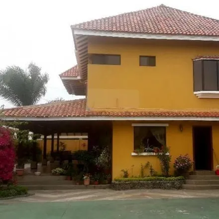 Buy this 4 bed house on Aurelia Palmieri in 090902, Guayaquil