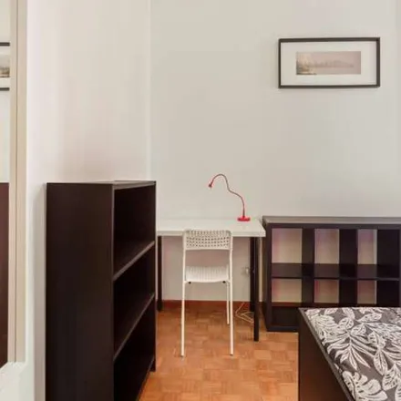Image 4 - Scuola Secondaria di Primo Grado Iqbal Masih, Via Bianca Milesi, 20152 Milan MI, Italy - Apartment for rent