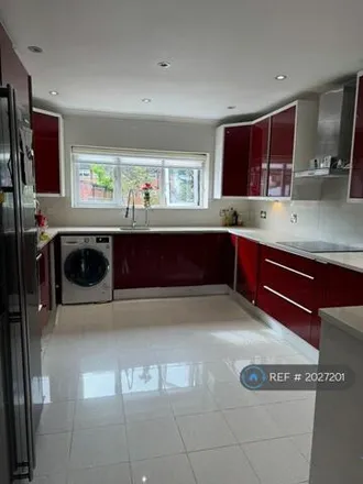 Image 2 - 81 Stainton Road, Enfield Highway, London, EN3 5JT, United Kingdom - House for rent