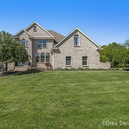 Buy this 6 bed house on 7913 Glenwood Pond Drive in Cascade Charter Township, MI 49302