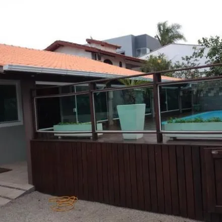 Buy this 3 bed house on Rua Graciliano Manoel Gomes in Ingleses do Rio Vermelho, Florianópolis - SC