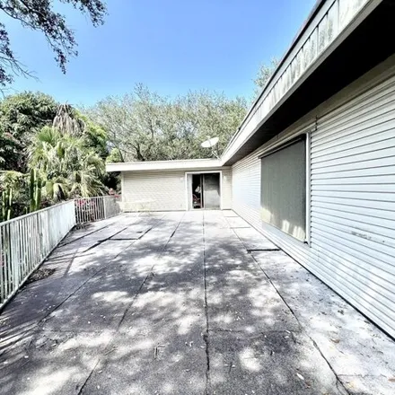 Image 7 - 716 Fiddlewood Road, Vero Beach, FL 32963, USA - House for sale