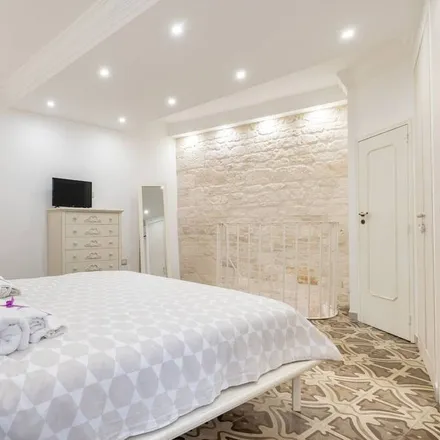 Rent this 1 bed apartment on 74015 Martina Franca TA