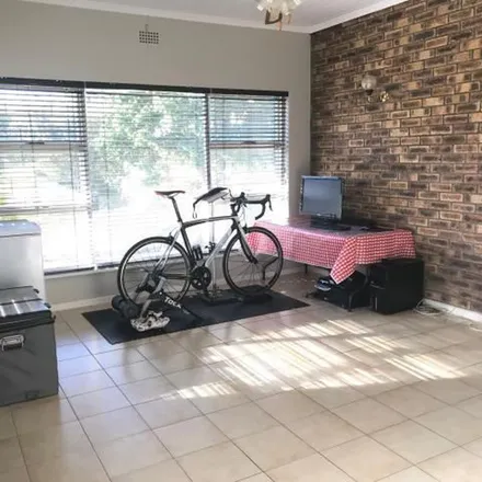 Image 1 - Eversdal Primary School, Stepping Stones Road, Eversdal, Bellville, 7551, South Africa - Apartment for rent