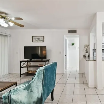 Buy this 1 bed condo on 8600 Champlain Court in Egypt Lake-Leto, FL 33614