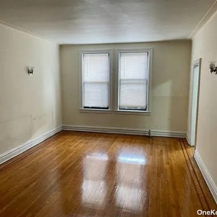 Image 7 - 35-34 84th Street, New York, NY 11372, USA - Apartment for sale