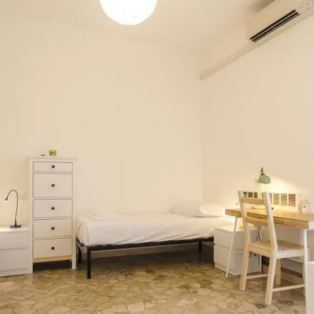 Image 7 - Viale Carlo Berti Pichat, 40126 Bologna BO, Italy - Apartment for rent