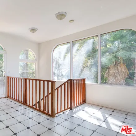 Image 7 - 6617 Padre Terrace, Los Angeles, CA 90068, USA - House for sale