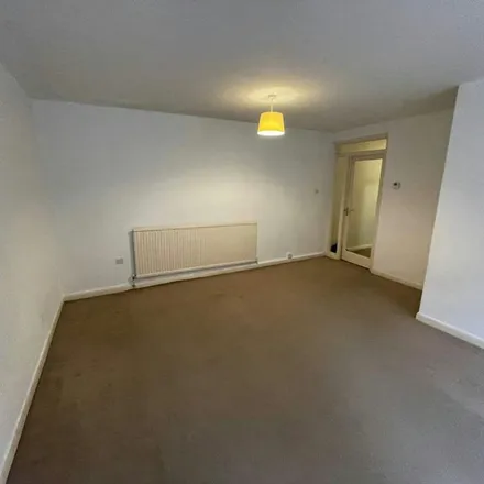 Rent this 1 bed apartment on Stoneygate Avenue in Leicester, LE2 3HE