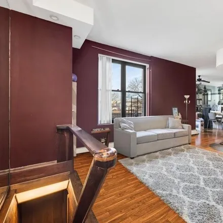 Image 2 - 8116 7th Avenue, New York, NY 11228, USA - Apartment for sale