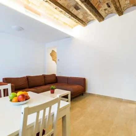 Image 2 - Carrer Gran de Gràcia, 224, 08012 Barcelona, Spain - Apartment for rent