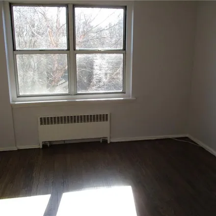 Image 3 - 811 Palmer Road, Lawrence Park, City of Yonkers, NY 10708, USA - Apartment for rent