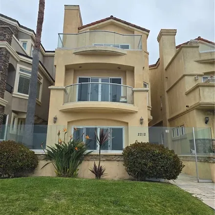 Image 4 - 2212 Pacific Coast Highway, Huntington Beach, CA 92648, USA - Apartment for rent
