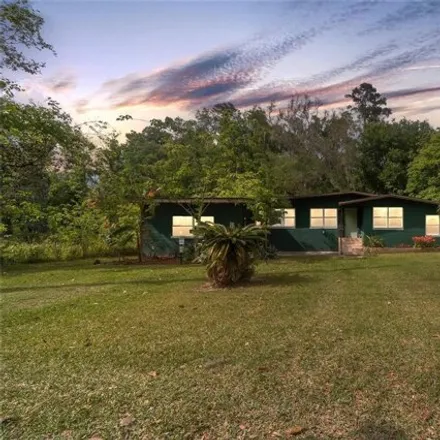 Buy this 3 bed house on 11 Southeast 31st Street in Ocala, FL 34482