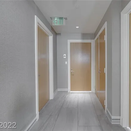 Image 9 - Turnberry Towers Tower II, Karen Avenue, Winchester, NV 89109, USA - Condo for sale