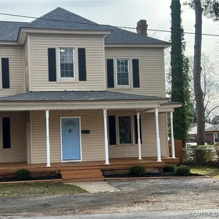 Buy this 4 bed house on 540 Lee Street in Emporia, VA 23847