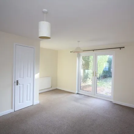 Image 3 - 12 Hutchings Mead, Exeter, EX1 3XS, United Kingdom - Apartment for rent