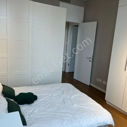 Rent this 3 bed apartment on Trump Alışveriş Merkezi in Bestekar Şakir Ağa Sokağı, 34381 Şişli