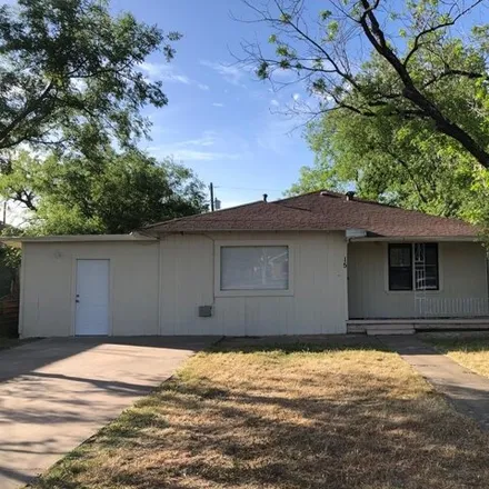 Rent this 4 bed house on 23 East 23rd Street in San Angelo, TX 76903