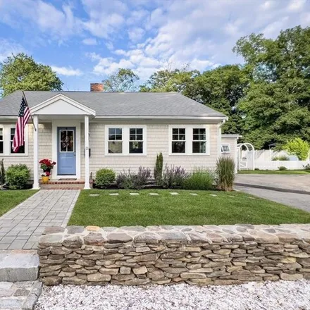 Buy this 3 bed house on 11 Cliff Rd in Hingham, Massachusetts