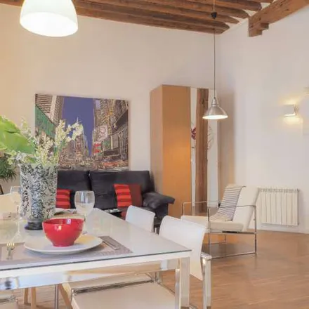Rent this 3 bed apartment on Madrid in Calle de la Paz, 19