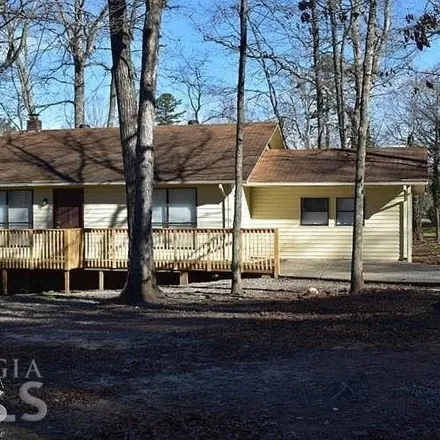 Buy this 1 bed house on 123 Locke Road in Midway, GA 30531