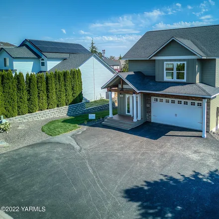 Buy this 4 bed house on 7304 Avalanche Court in Yakima, WA 98908