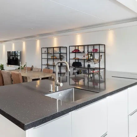 Rent this 4 bed apartment on Laan op Zuid 300 in 3071 AA Rotterdam, Netherlands