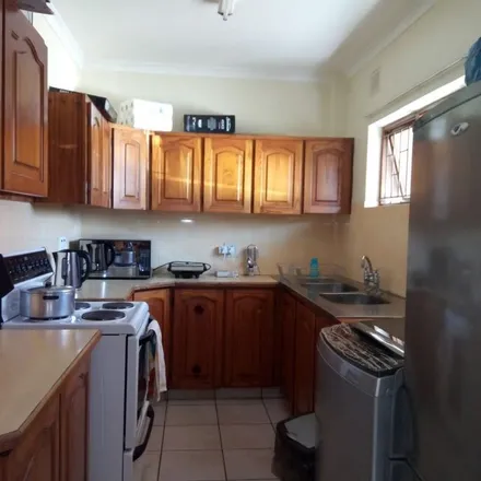 Rent this 2 bed apartment on unnamed road in Manors, Kloof