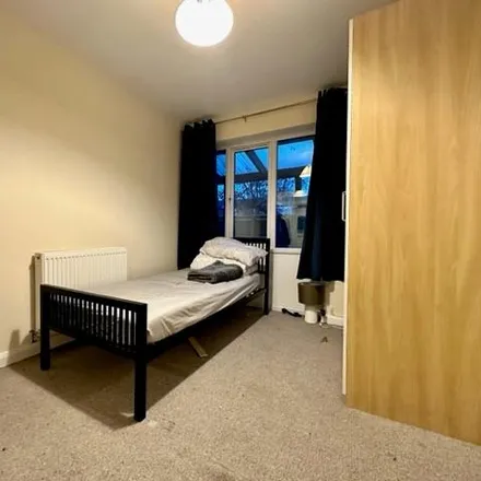 Image 5 - 109 Hazelwood Close, Cambridge, CB4 3SP, United Kingdom - Room for rent
