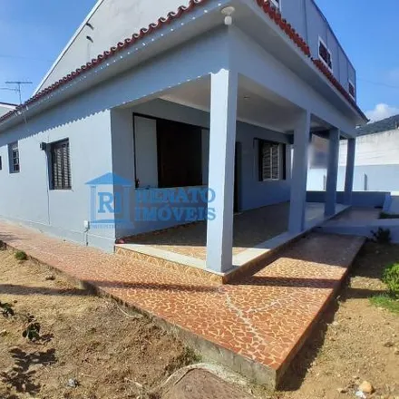 Rent this studio house on Rua Protássio Peres in Flamengo, Maricá - RJ