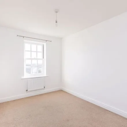 Rent this 3 bed apartment on Mountbatten Square in Portsmouth, PO4 9XY
