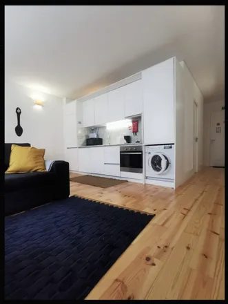 Rent this 1 bed apartment on Rua do Bonfim in 4300-066 Porto, Portugal