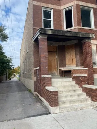 Image 2 - 6242 South Honore Street, Chicago, IL 60636, USA - Duplex for sale