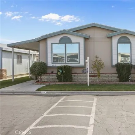 Buy this studio apartment on unnamed road in Lancaster, CA 93535