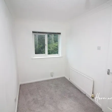 Image 7 - Oakridge, Cardiff, CF14 9BW, United Kingdom - Apartment for rent