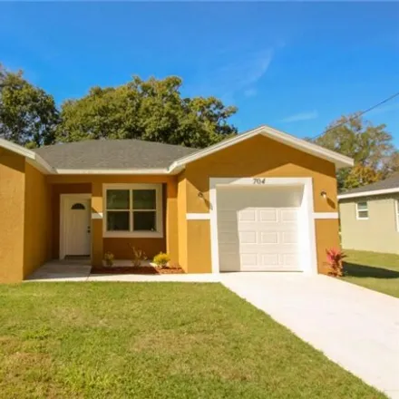 Rent this 3 bed house on 490 South Poplar Avenue in Fort Meade, Polk County