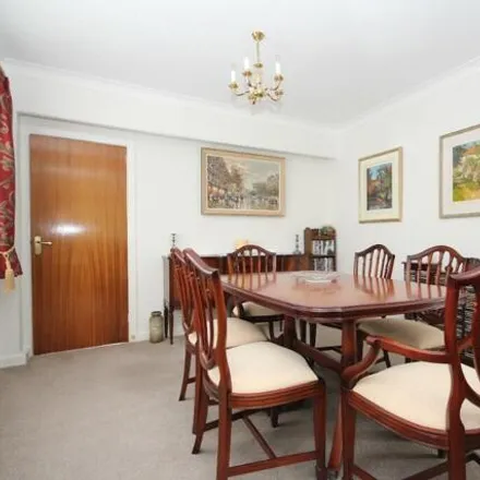 Image 5 - Leven Close, Bournemouth, BH4 9LP, United Kingdom - House for sale