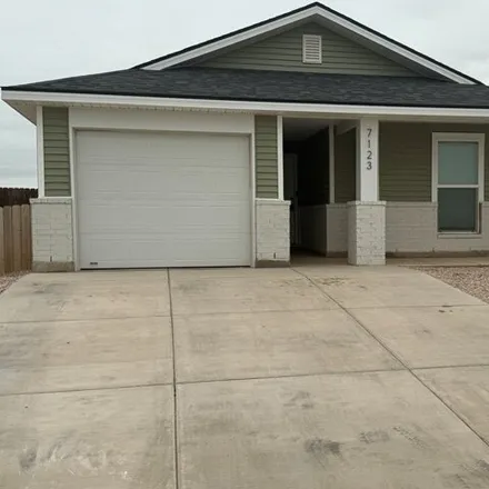 Image 2 - North Big Spring Street, Midland, TX 79705, USA - House for rent