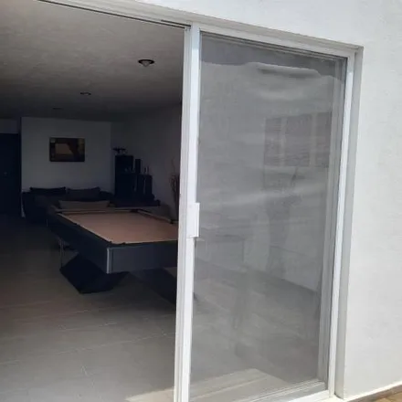 Buy this 3 bed house on Avenida Paseo de la Gran Cue in Pueblo Nuevo, 76900 El Pueblito