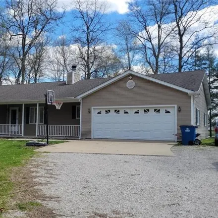 Buy this 3 bed house on 3980 IL 160 in Highland, IL 62249
