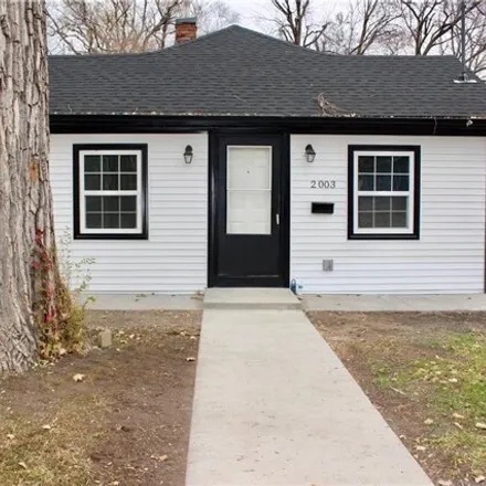 Image 2 - 2031 Lay Street, Des Moines, IA 50317, USA - House for sale