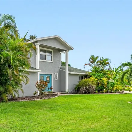 Buy this 4 bed house on 199 176th Avenue West in Redington Shores, Pinellas County