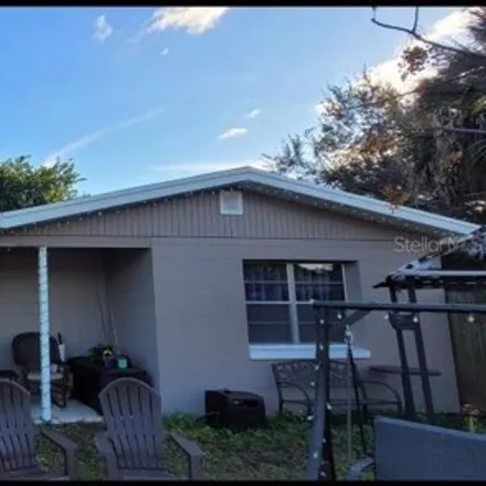 Buy this 3 bed house on 1090 Emerald Drive in Oakland Park, Mount Dora