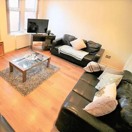 Rent this 7 bed townhouse on 1-33 Winston Gardens in Leeds, LS6 3JY