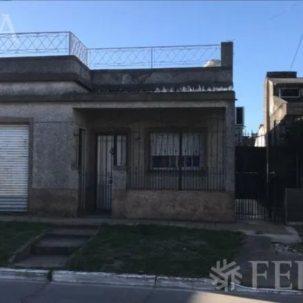 Buy this 1 bed house on Calle 850 2755 in Partido de Quilmes, 1881 San Francisco Solano