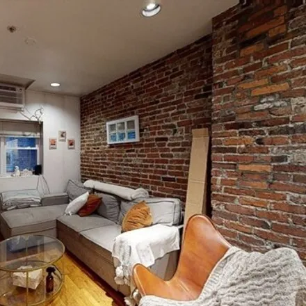 Image 2 - 91 Prince St Apt 3, Boston, Massachusetts, 02113 - Apartment for rent