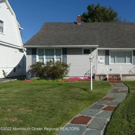 Rent this 4 bed house on 108 Parkway in Point Pleasant Beach, NJ 08742