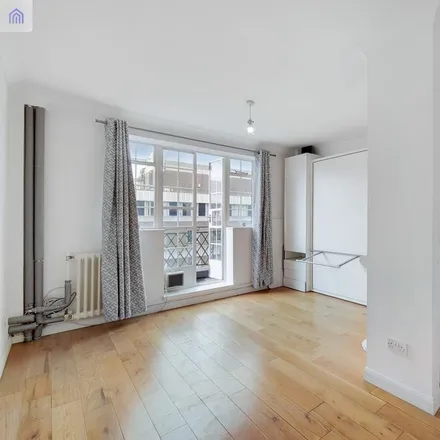 Image 2 - Russell Court, Woburn Place, London, WC1H 0LH, United Kingdom - Apartment for rent